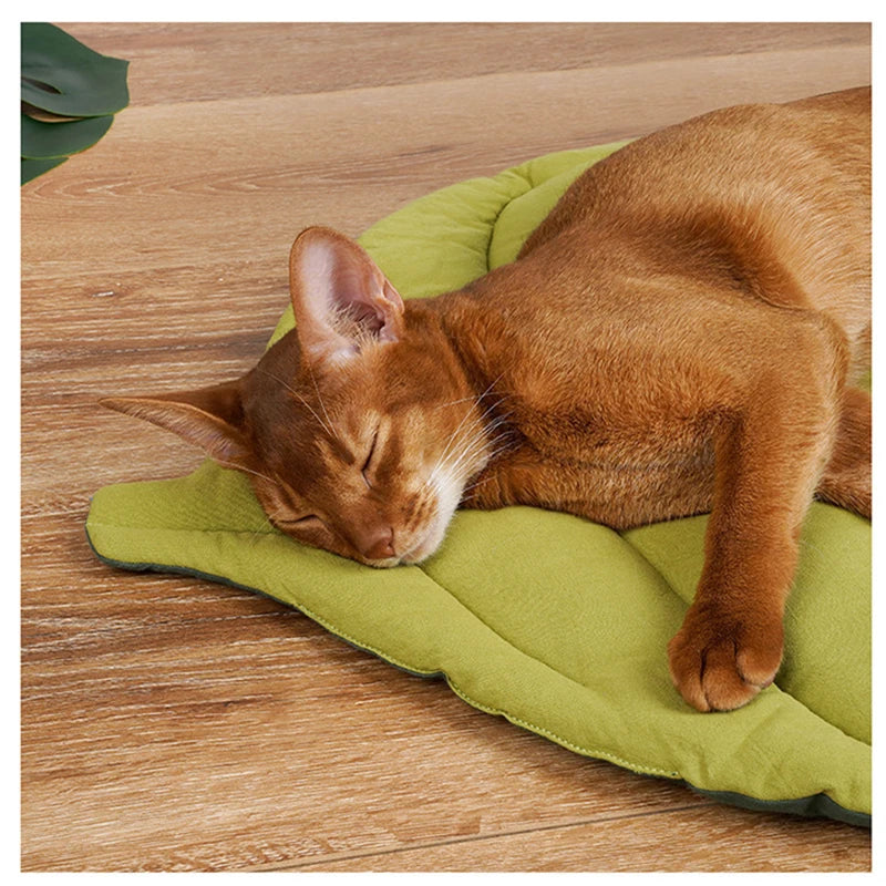 Pet Bed Mats Soft Cotton Leaf Shaped